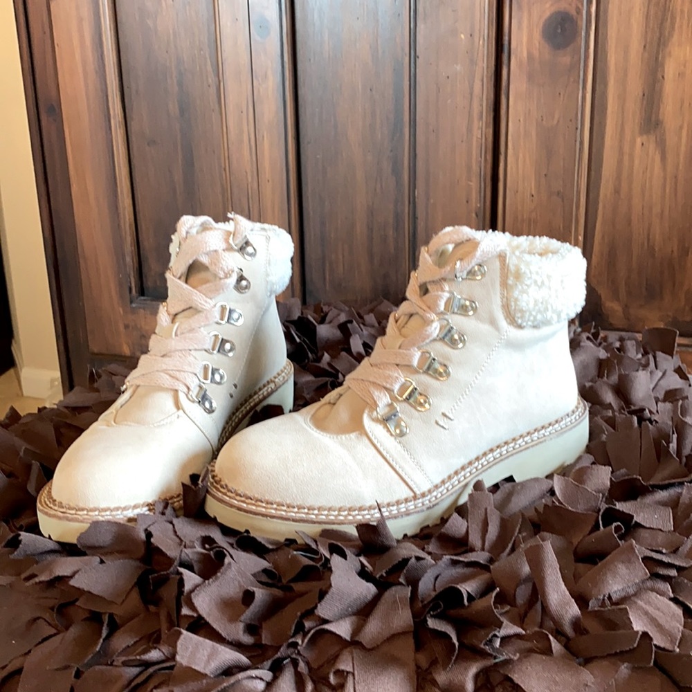 Dirty Laundry Hiking Boots